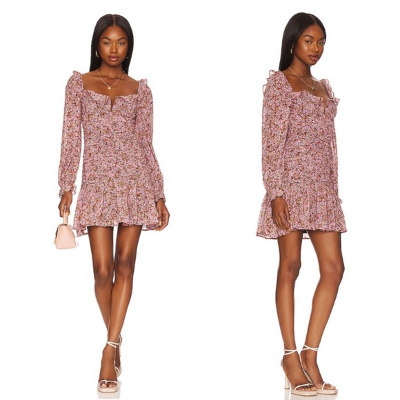 NWT ASTR the Label Carmella Chiffon Floral Dress Sz XS - Picture 1 of 12